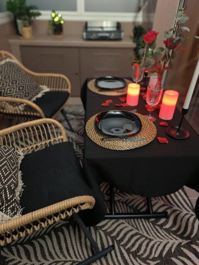 La Loveroom Bdsm De Nice " La Chambre Luxe Des Desirs " Buitenkant foto